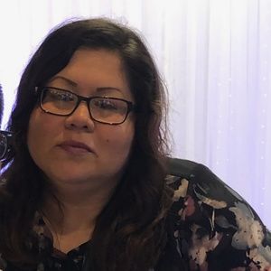 Meet your Posher, Roxana